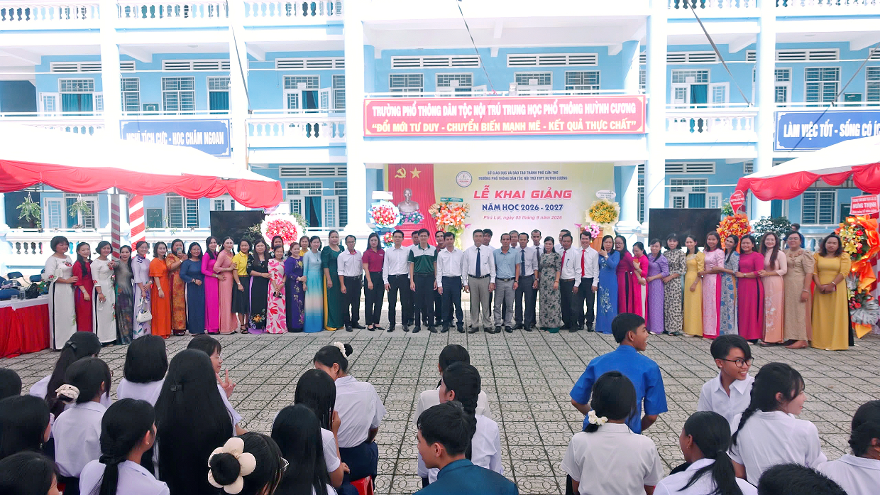 LỄ KHAI GIẢNG NĂM HỌC 2026-2027