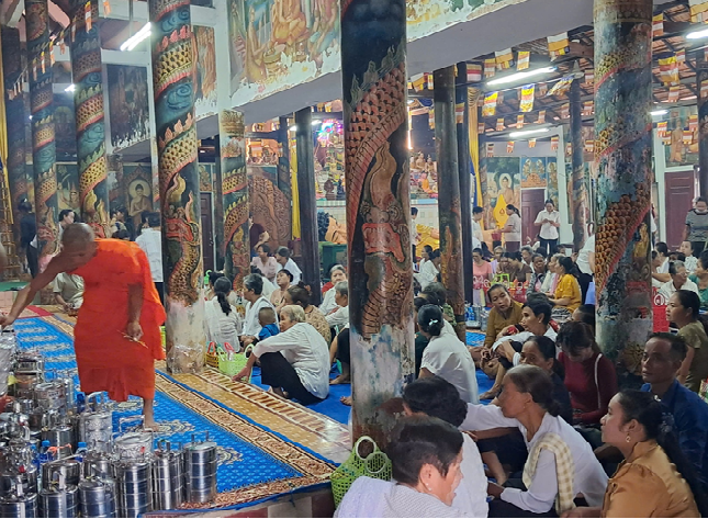 VẺ ĐẸP VĂN HÓA TRONG LỄ SEN ĐÔL TA CỦA ĐỒNG BÀO KH